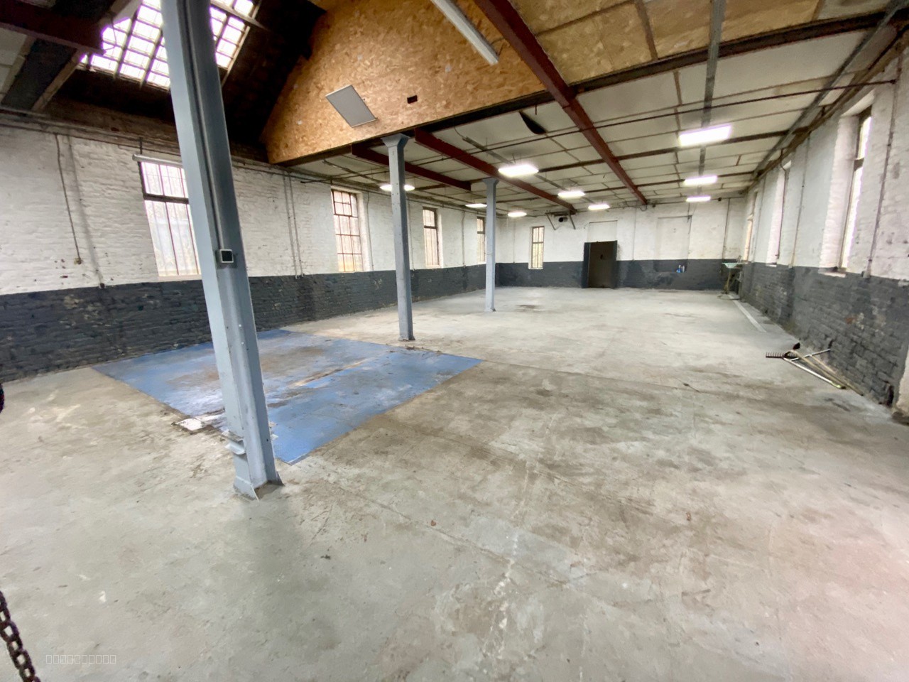 Immeuble à vendre à Maubeuge, 265 m² – photo 2 sur 6