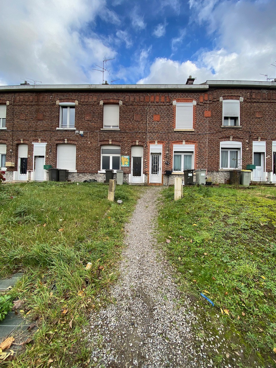 Maison à vendre à Recquignies, 1 000 m², 5 pièces – photo 2 sur 12