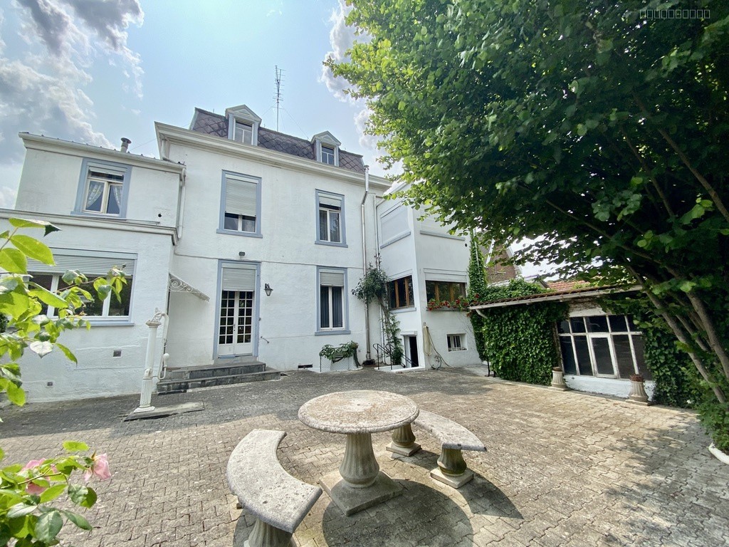 Maison à vendre à Maubeuge, 43 m², 10 pièces – photo 1 sur 20