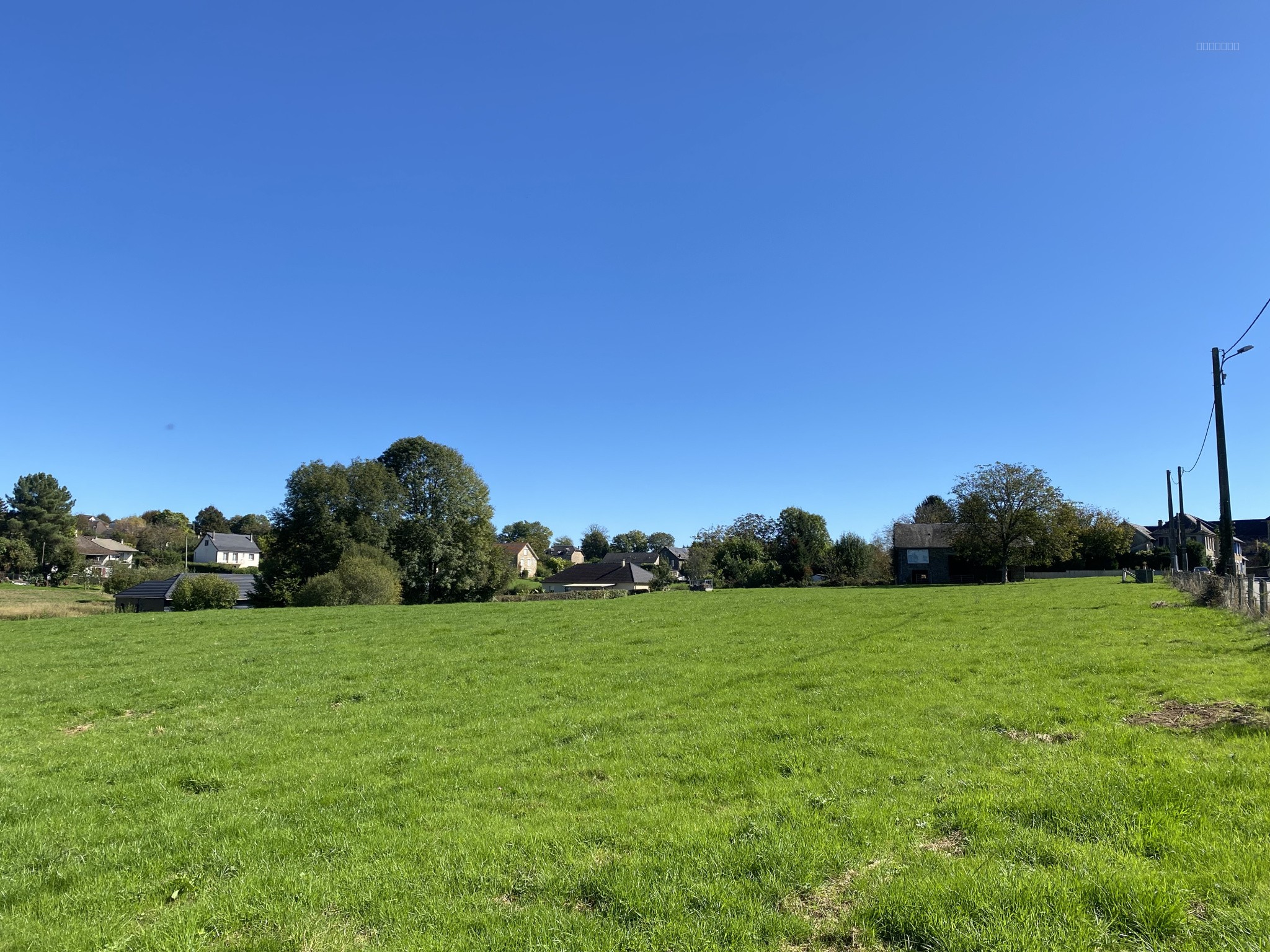 Bien immobilier à vendre à Lagrauliere, 5 097 m² – photo 3 sur 3