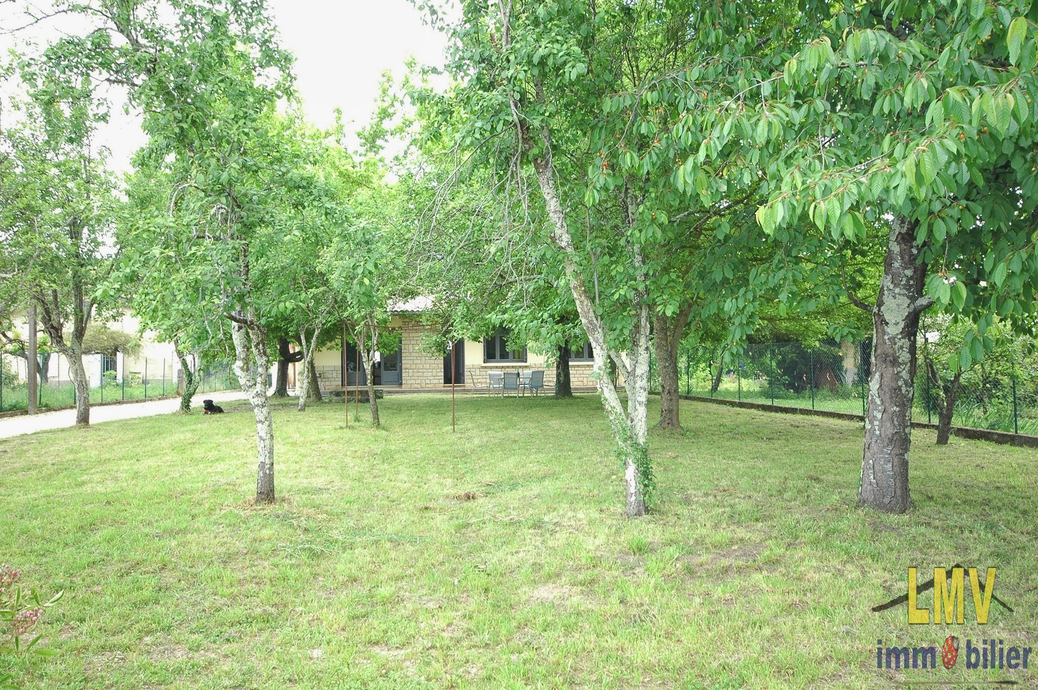 Maison à vendre à Castillon la bataille, 560 m², 4 pièces – photo 2 sur 8