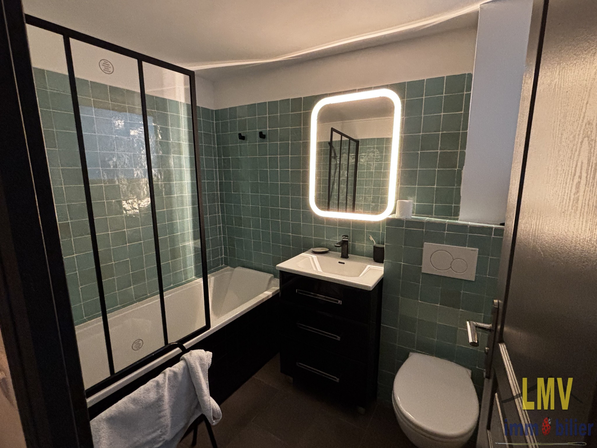 Maison à louer à Rauzan, 167 m², 6 pièces – photo 3 sur 9