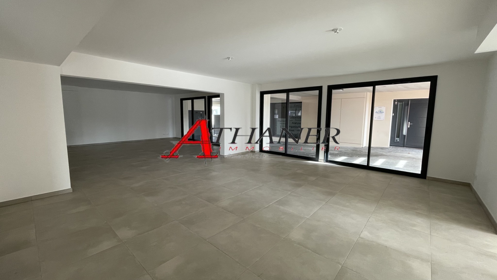 Local Commercial Neuf 152 m2 - PERPIGNAN TECNOSUD 2 - 285 000 € HT — photo 4