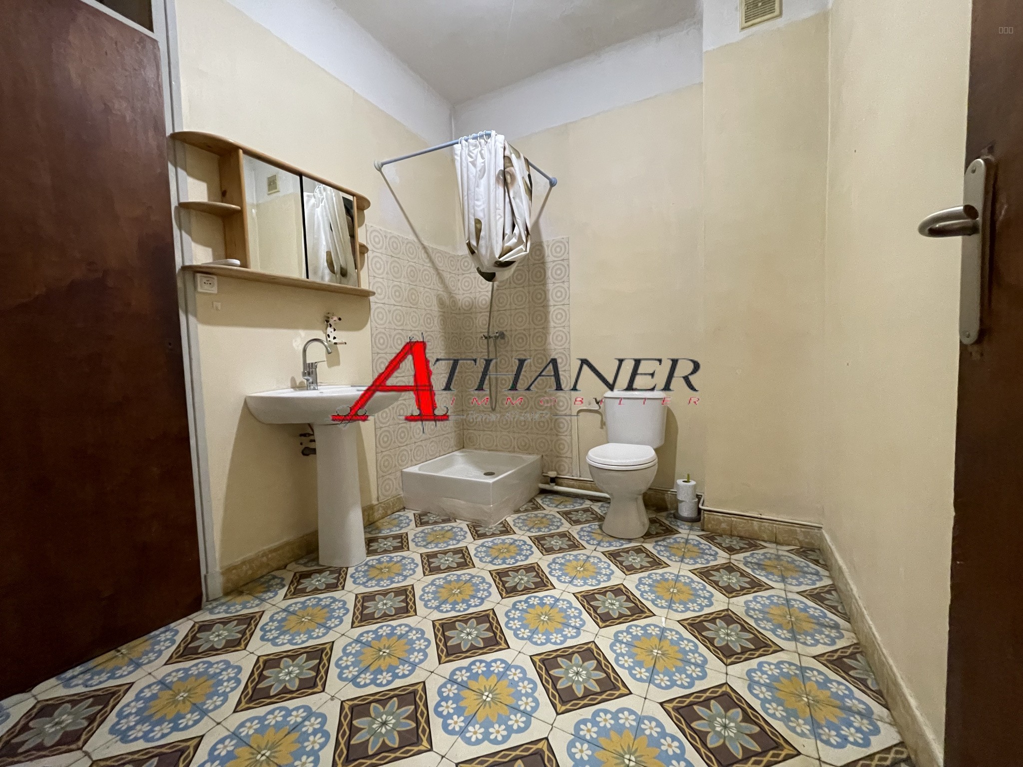 Argeles sur Mer - Grand appartement - A rénover - 5 Pièces - 86m2 — photo 11