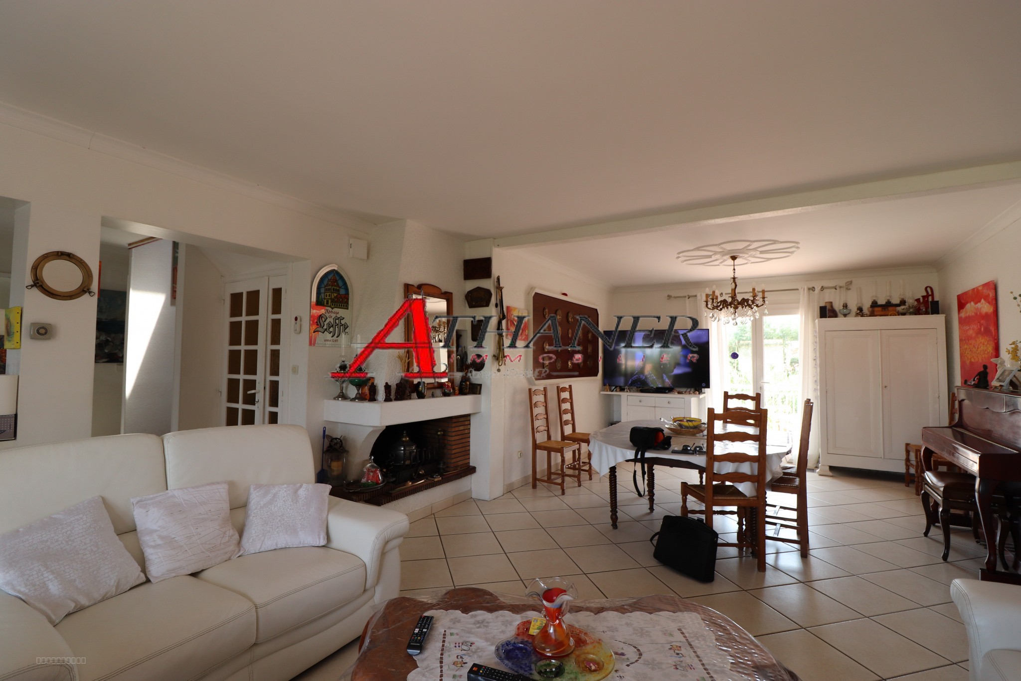 Argeles sur Mer - Villa totalisant 217m2 - Type 8 Pièces - 6 Chambres - Terrain 584m2 - Piscine — photo 2