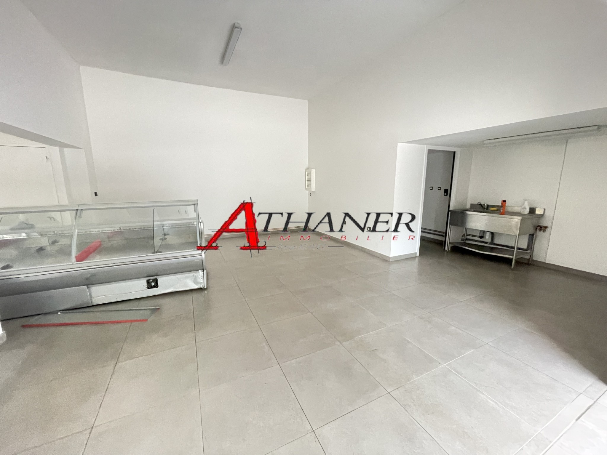Argeles Plages -Costa Blanca - Locaux Commerciaux totalisant 259m2 à partir de 8000€ — photo 4