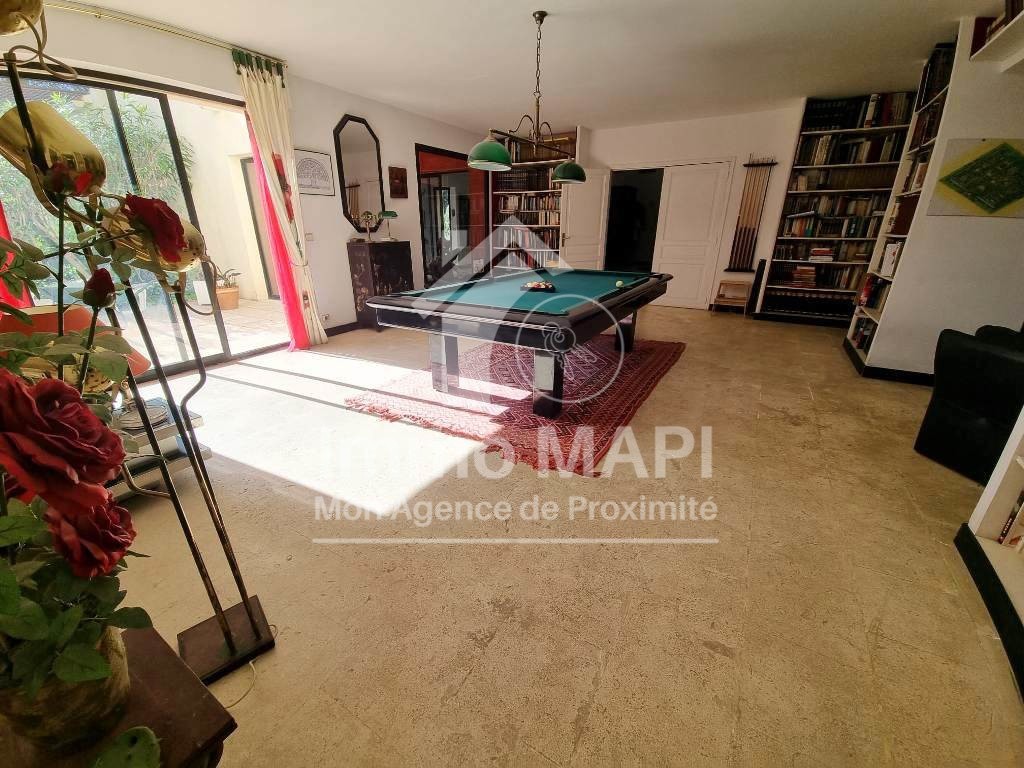 Magnifique maison d’architecte de 478 m2 dans un cadre privilégié et rare sur 1ha de terrain. — photo 8