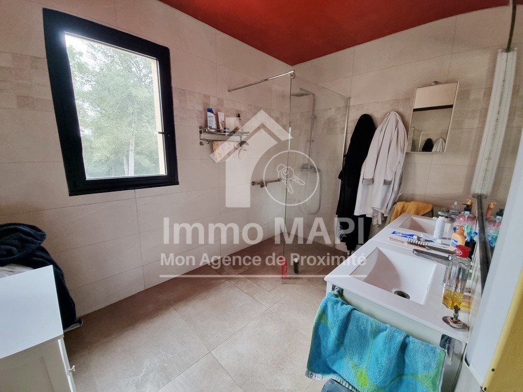 Magnifique maison d’architecte de 478 m2 dans un cadre privilégié et rare sur 1ha de terrain. — photo 12