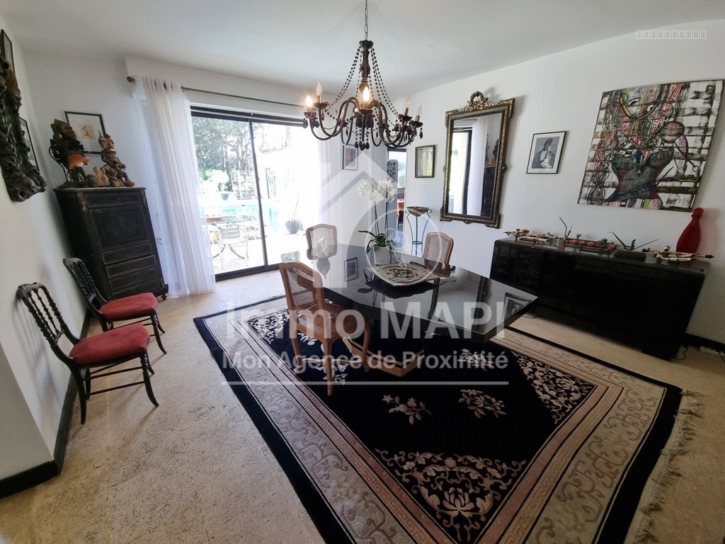 Magnifique maison d’architecte de 478 m2 dans un cadre privilégié et rare sur 1ha de terrain. — photo 7