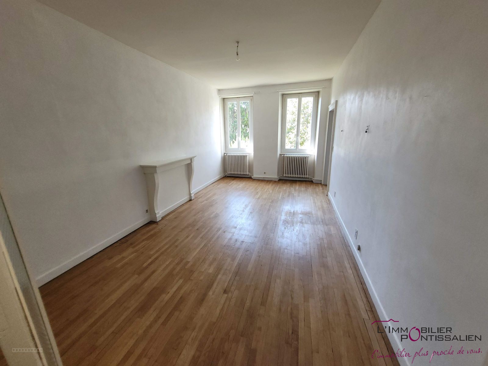 Appartement à vendre à Pontarlier, 535 m², 4 pièces – photo 2 sur 9