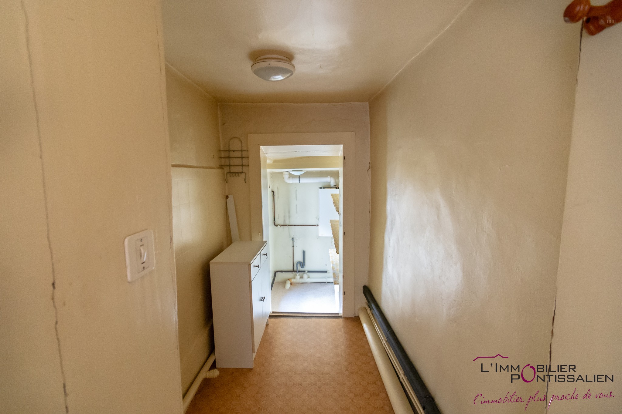 PONTARLIER - CENTRE VILLE - APPARTEMENT DUPLEX T2 — photo 17