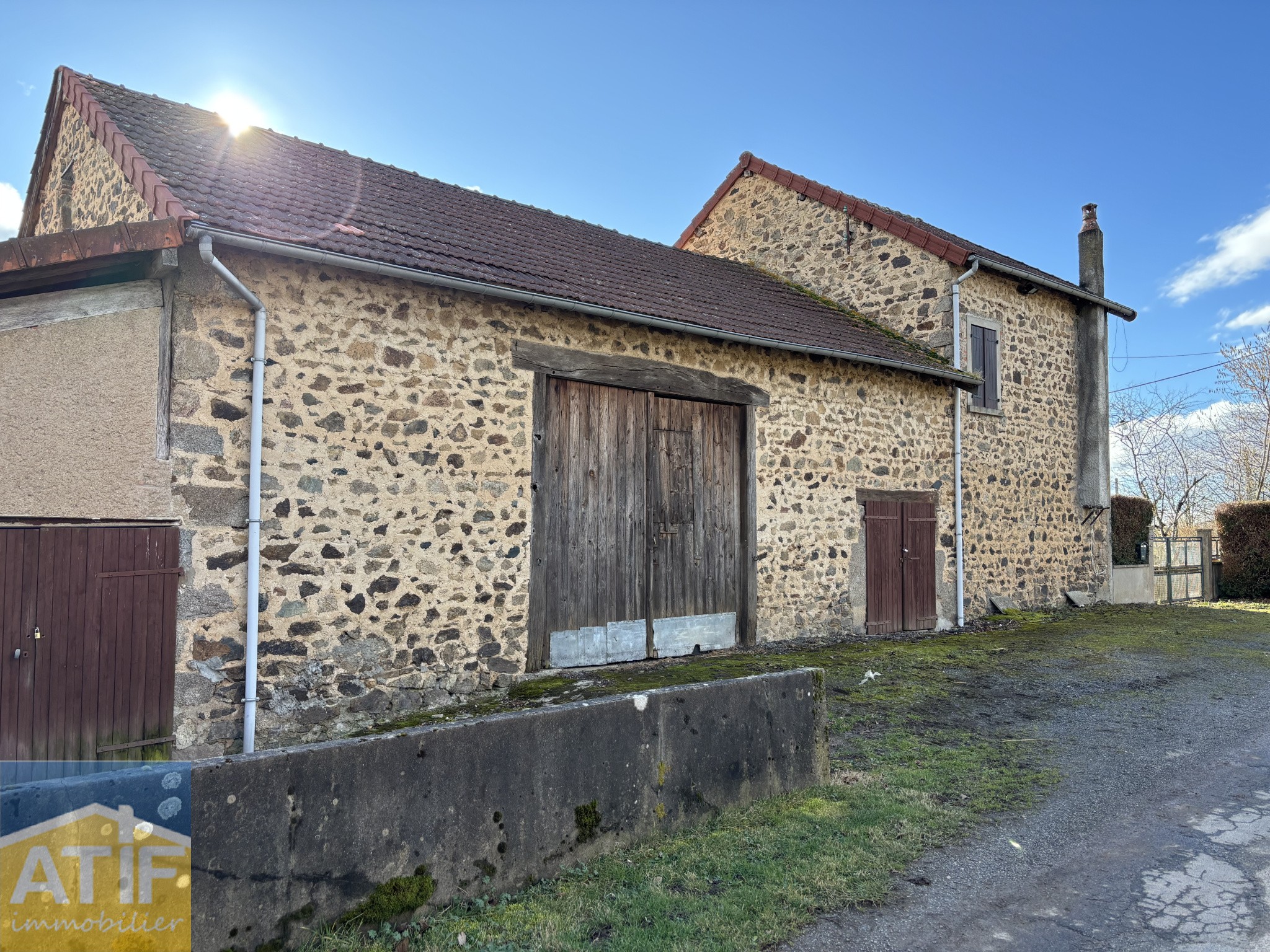 Maison à vendre à Arronnes, 81 m², 6 pièces – photo 1 sur 15