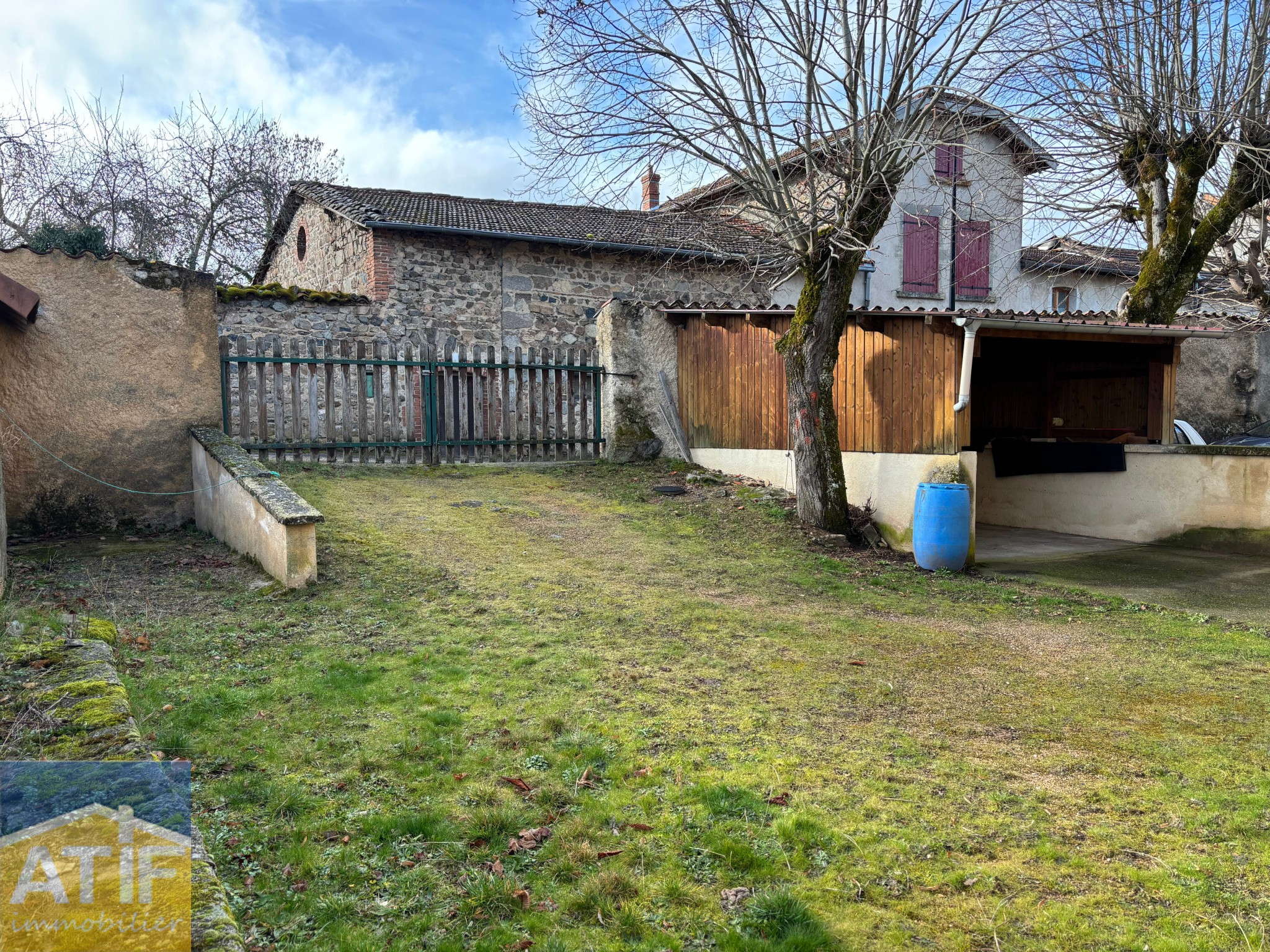 Maison à vendre à St romain d urfe, 160 m², 8 pièces – photo 2 sur 14