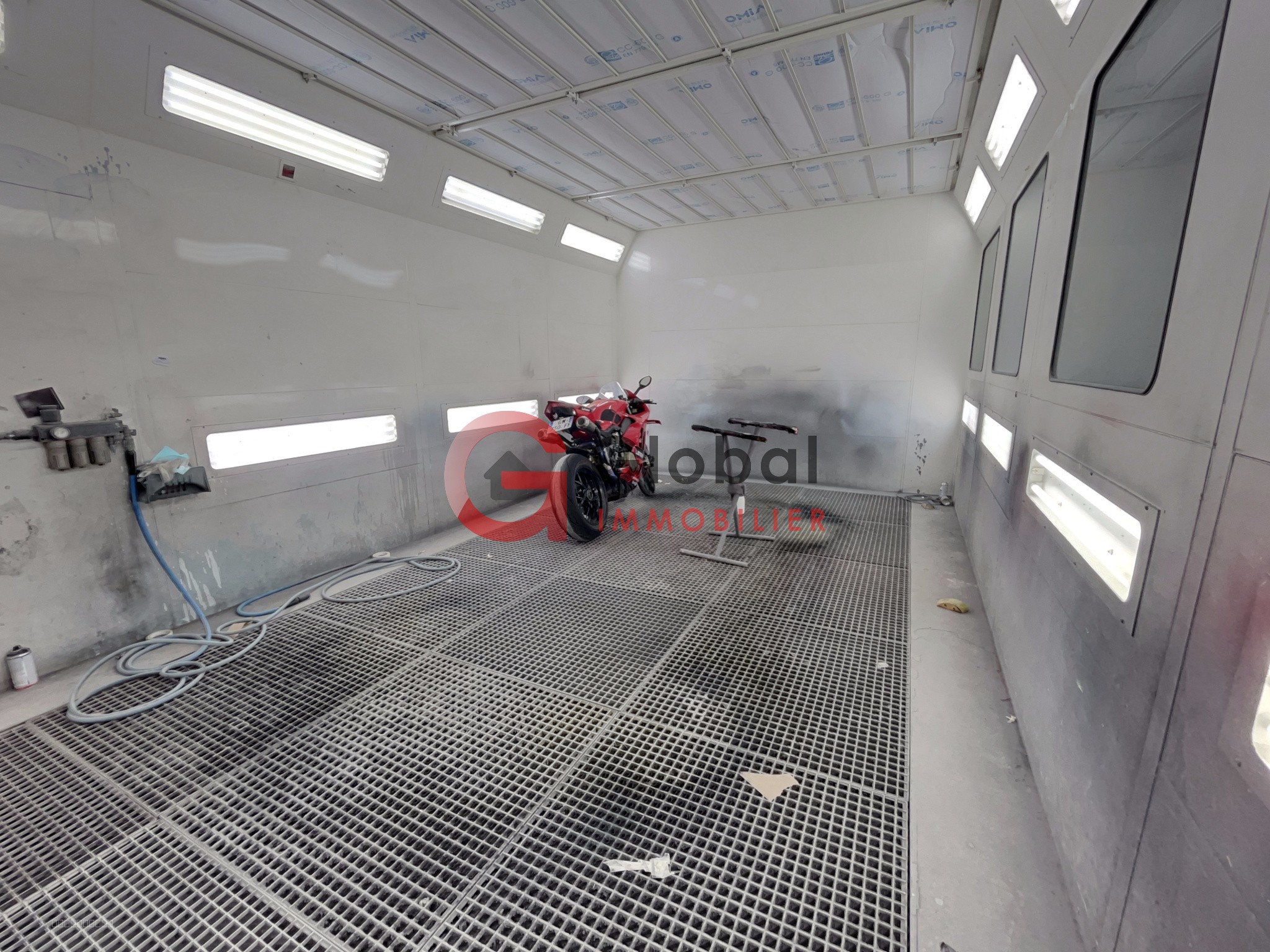 Droit au Bail   Local commercial / Atelier   Marseille 11e — photo 10