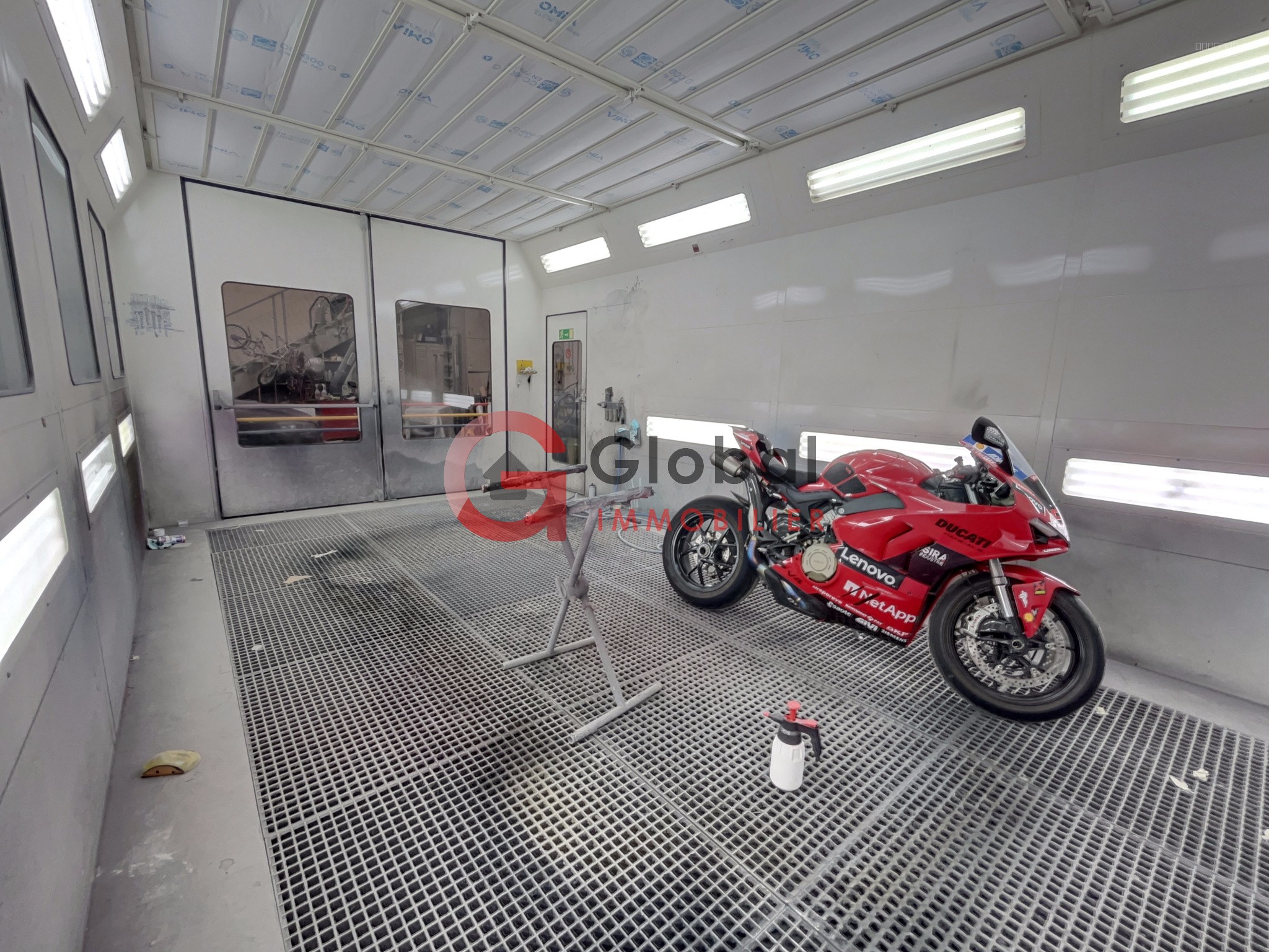 Droit au Bail   Local commercial / Atelier   Marseille 11e — photo 9