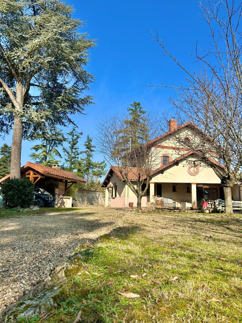 SUPERBE MAISON ANCIENNE RENOVEE DANS UN PARC CLOS DE MURS — photo 4