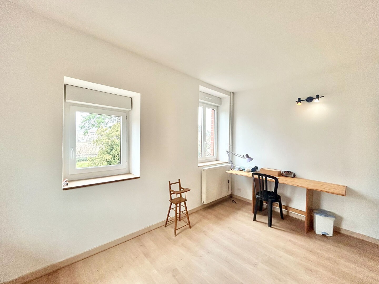 SUPERBE MAISON ANCIENNE RENOVEE DANS UN PARC CLOS DE MURS — photo 13