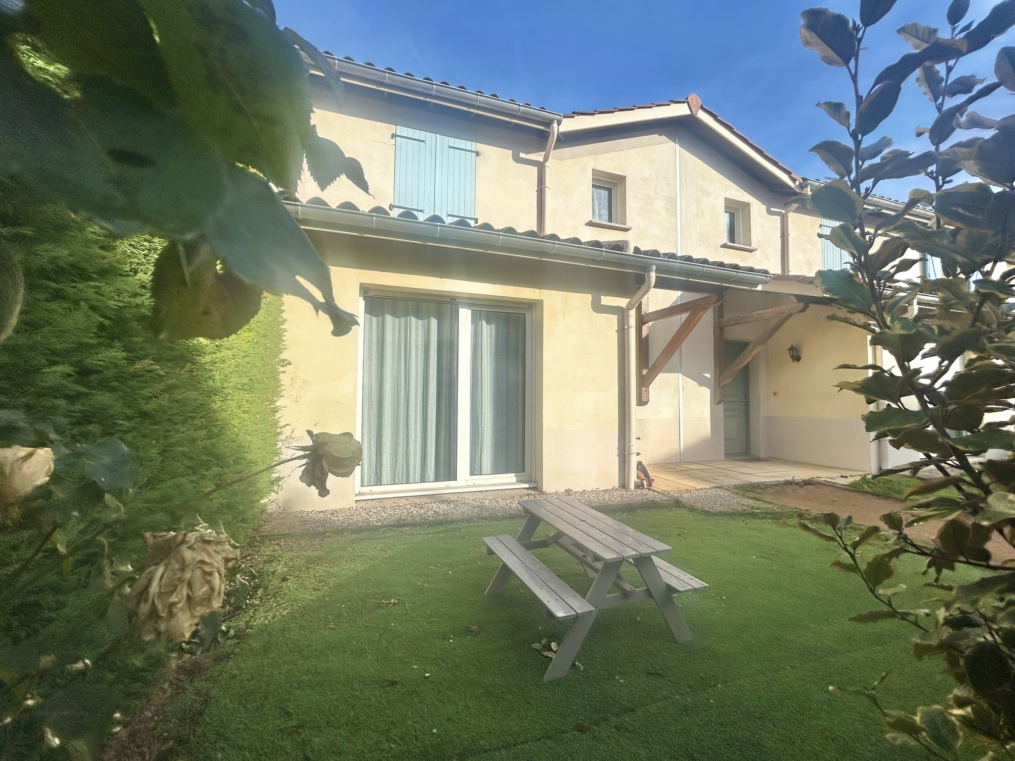 Maison à vendre à Brignais, 54 m², 4 pièces – photo 1 sur 14