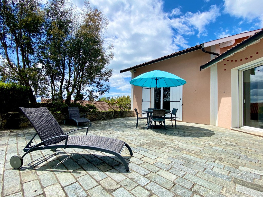 Appartement à louer à Vourles, 700 m², 2 pièces – photo 1 sur 20