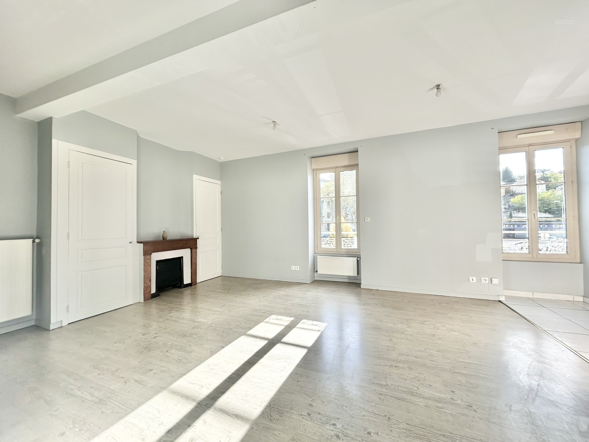 Bien immobilier à louer à Rive de gier, 82,88 m², 4 pièces – photo 1 sur 10
