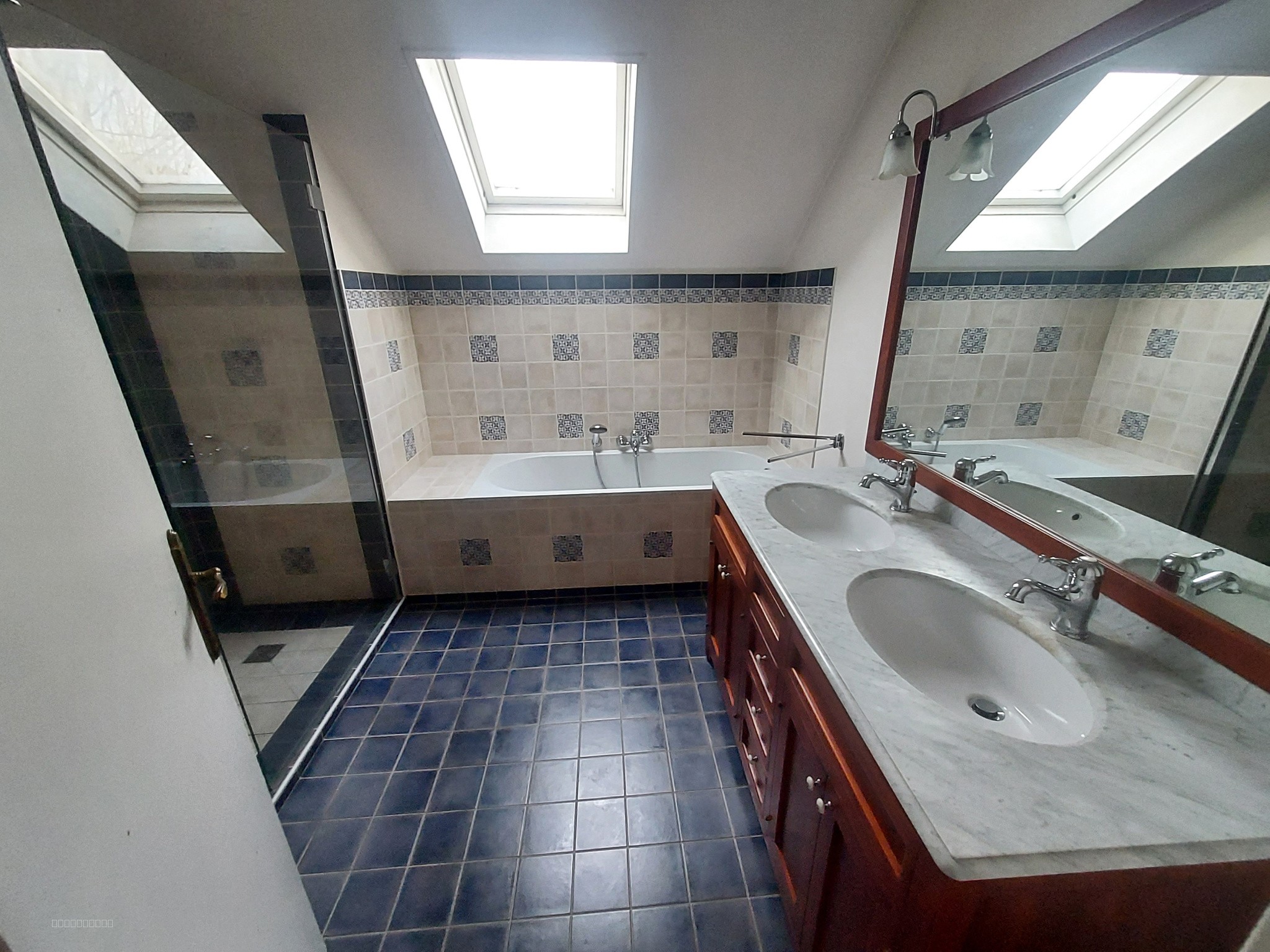 CERGY  QUARTIER DU PANORAMA-  Maison 6  pièces - 4 chambres -  148 m2 - 375 000 € — photo 6