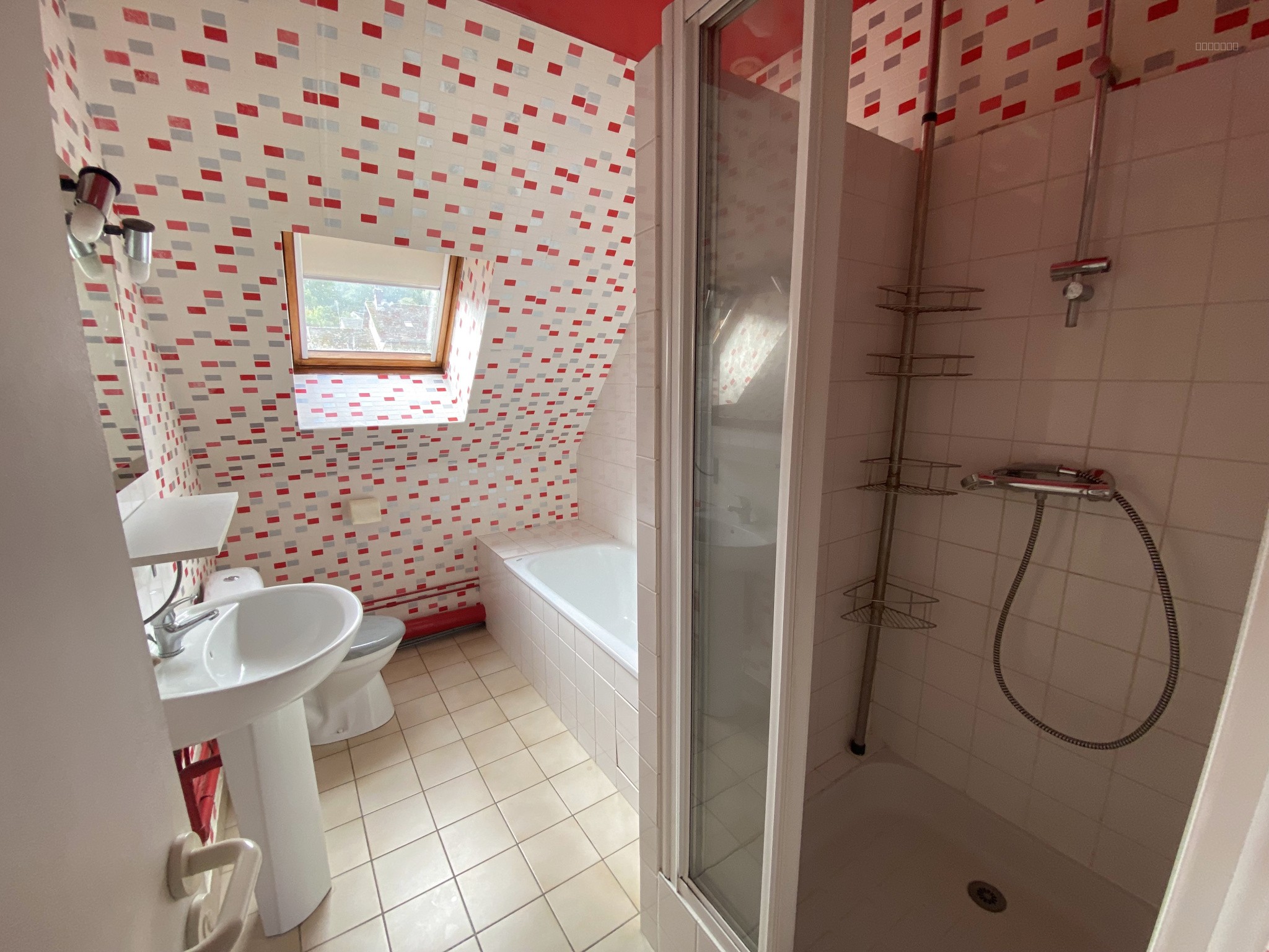 AMBLAINVILLE (60110) - Centre-ville - Pavillon traditionnel - 100 m2 - 5 pièces - 3 chambres - 250 000€ — photo 5