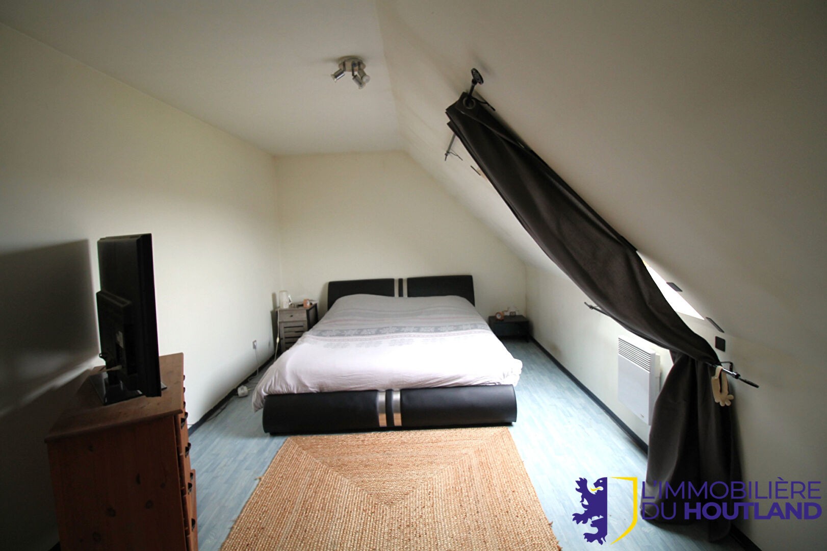 Maison à vendre à Millam, 400 m², 6 pièces – photo 2 sur 4