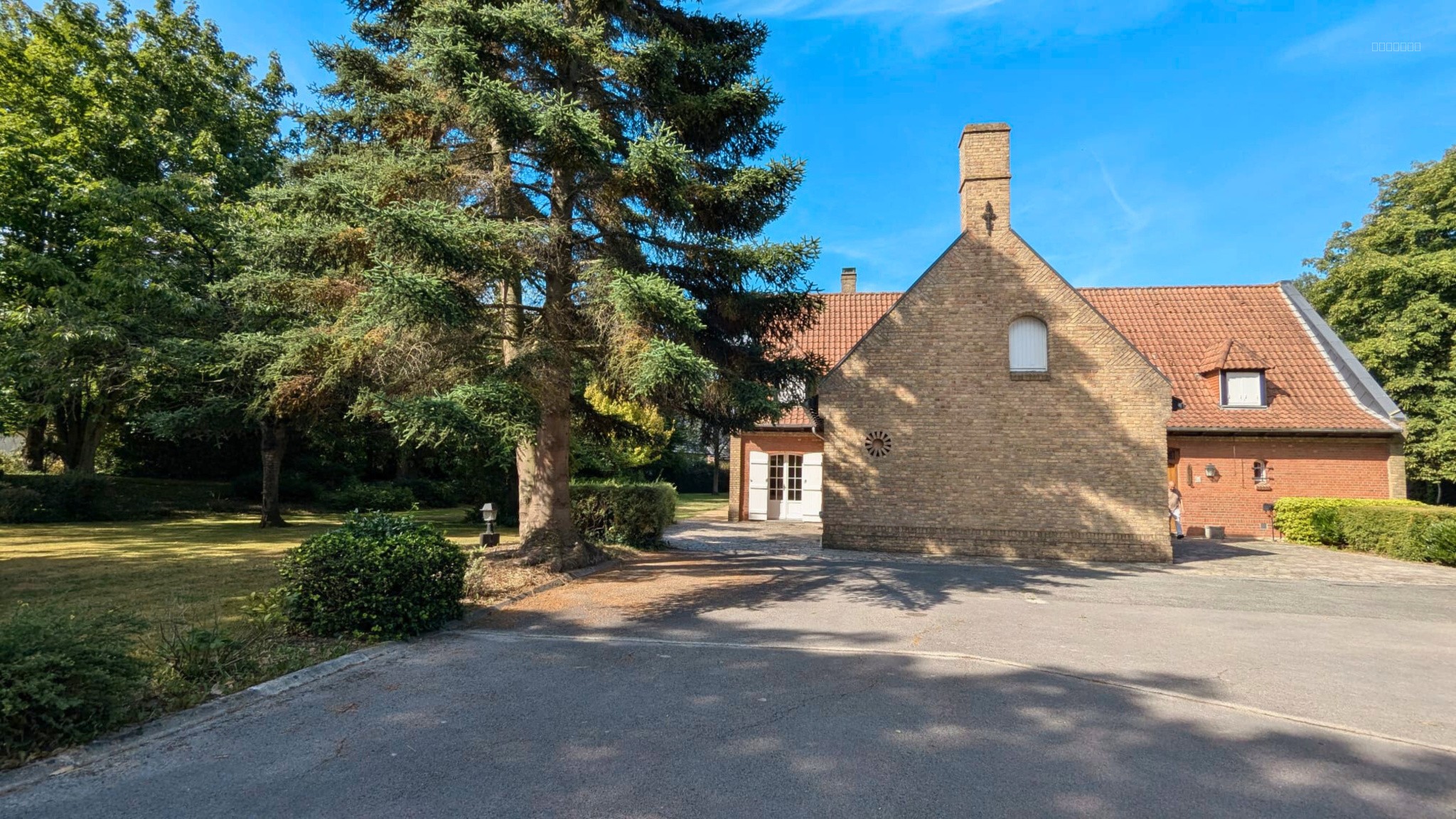 Bien immobilier à vendre à Téteghem coudekerque village, 27,26 m², 8 pièces – photo 1 sur 20
