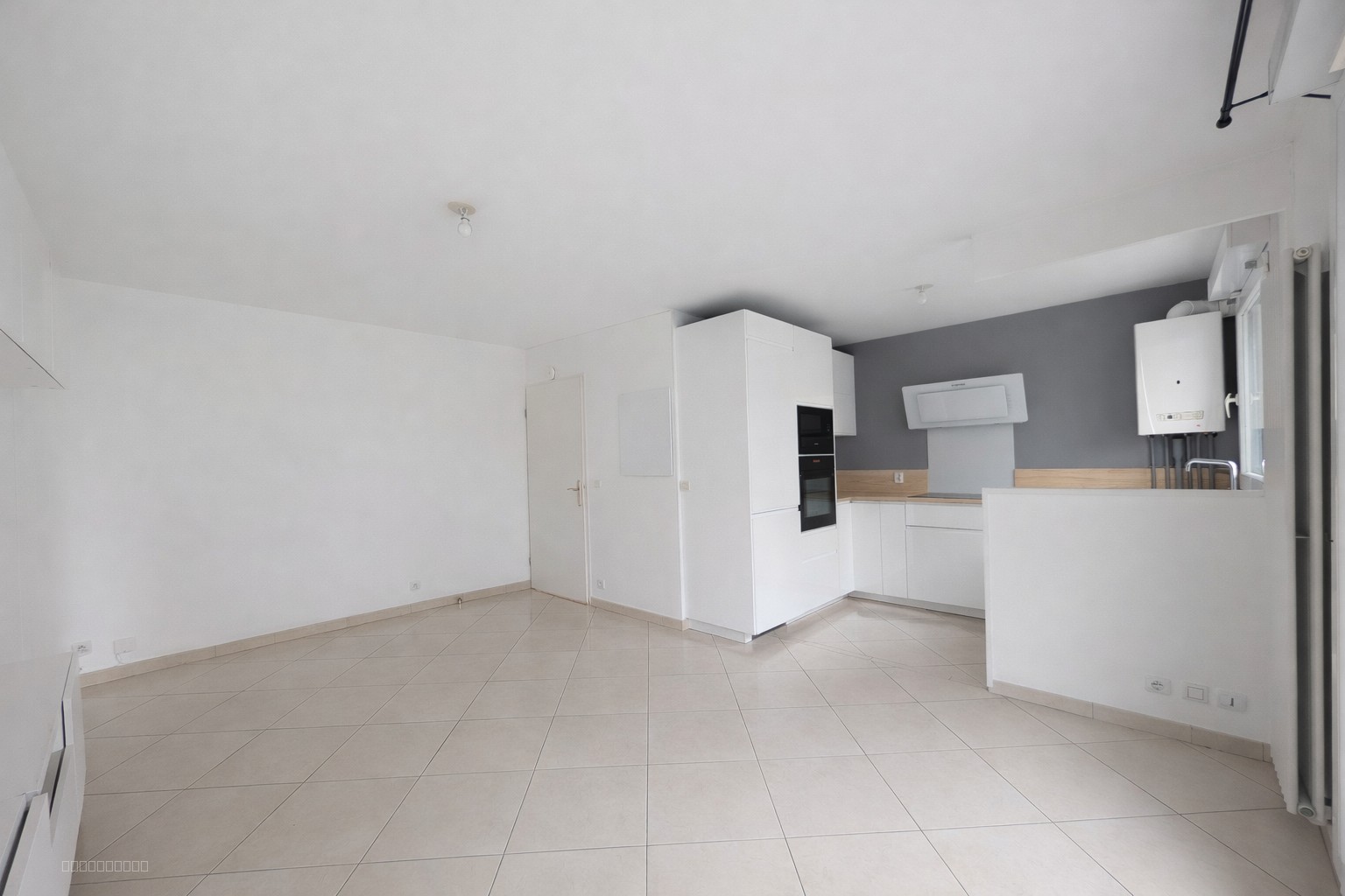 2 pièces avec balcon et box   Aucun travaux à prévoir — photo 4
