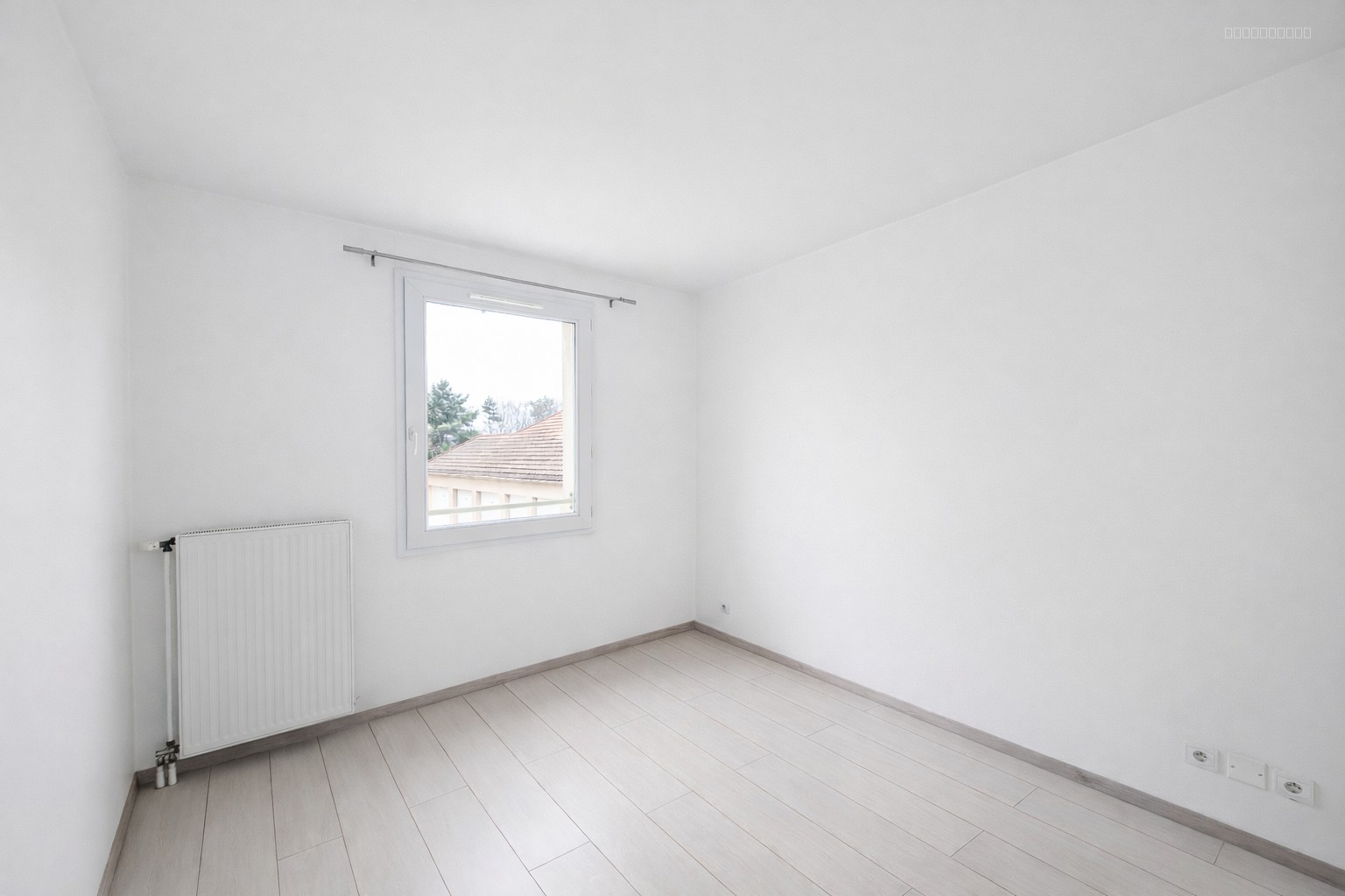2 pièces avec balcon et box   Aucun travaux à prévoir — photo 7