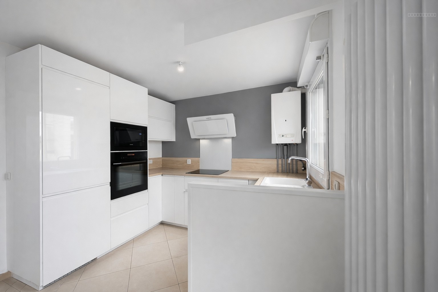 2 pièces avec balcon et box   Aucun travaux à prévoir — photo 3