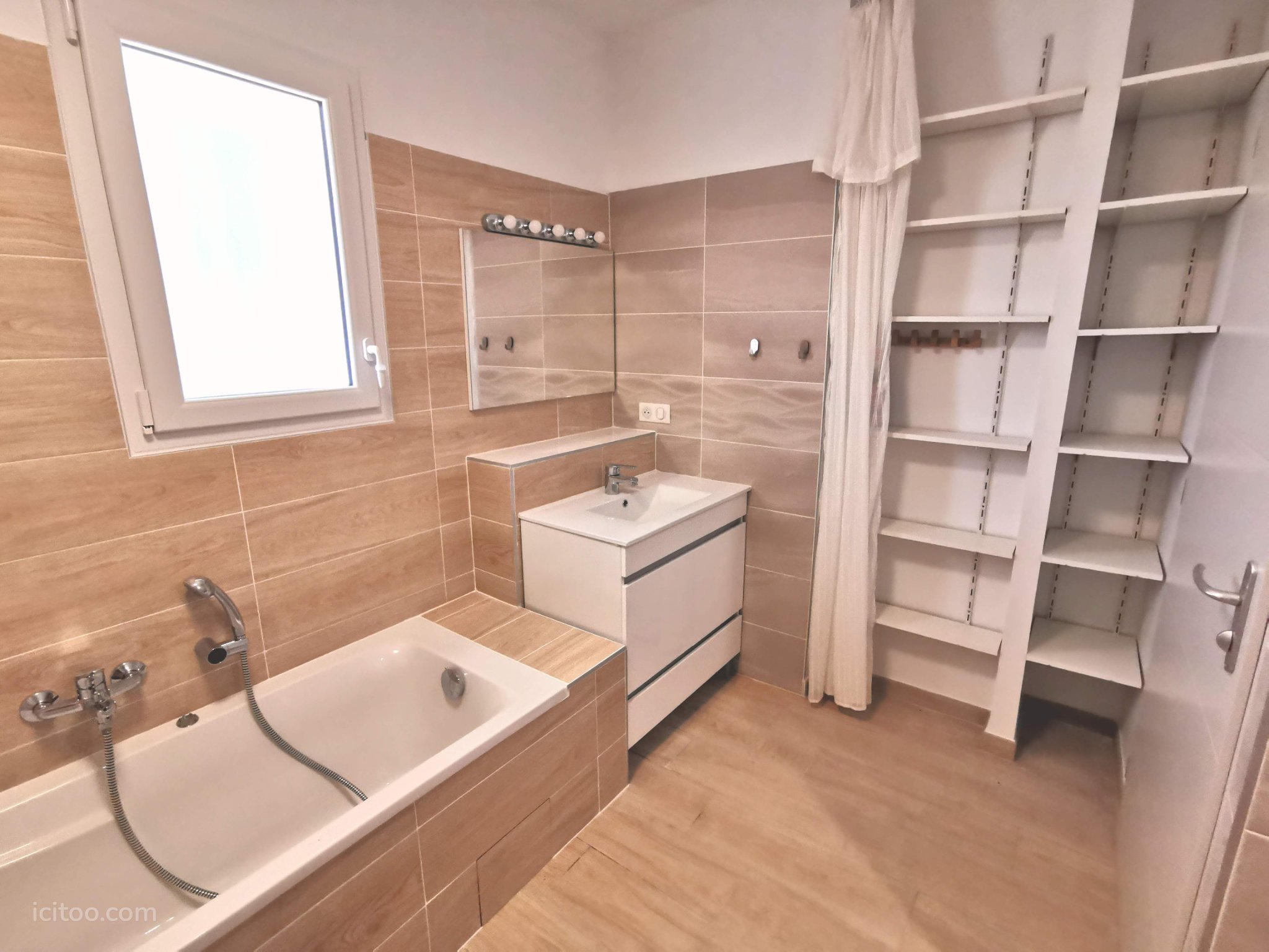 BELLE VILLA lumineuse(2022) 118 m2. T4, 3 grandes chambres, 2 Sb, DPE A, Climatisée à Ventabren 10km d'Aix en Provence. — photo 18