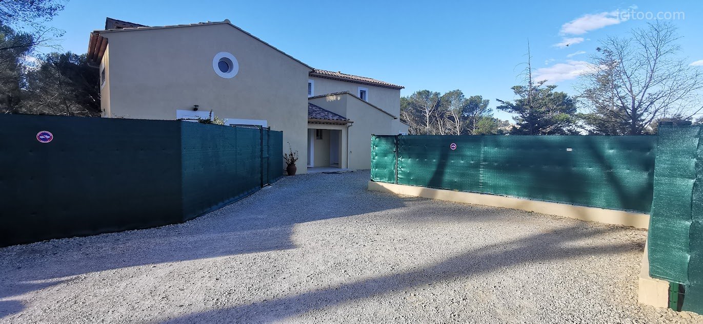 BELLE VILLA lumineuse(2022) 118 m2. T4, 3 grandes chambres, 2 Sb, DPE A, Climatisée à Ventabren 10km d'Aix en Provence. — photo 5