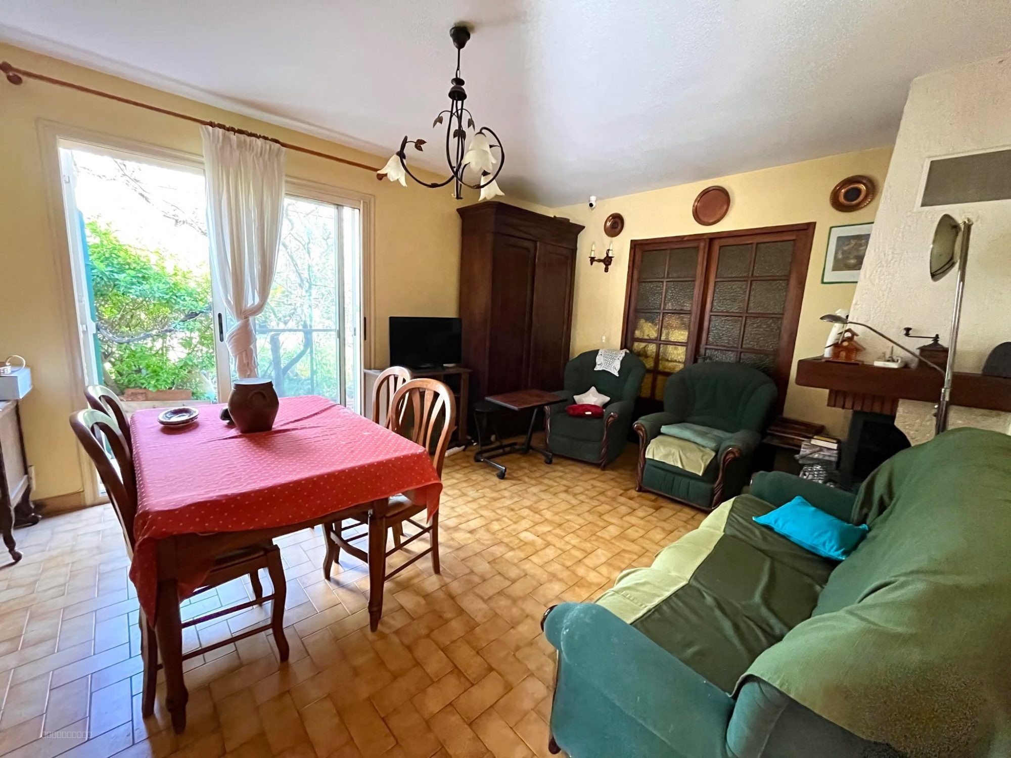 Bien immobilier à louer à Chateauneuf le rouge, 103 m², 5 pièces – photo 2 sur 7