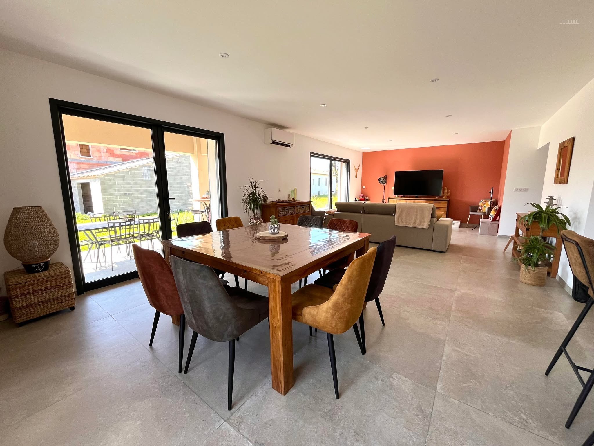 Villa à vendre à Arles, 149 m², 4 pièces – photo 3 sur 11