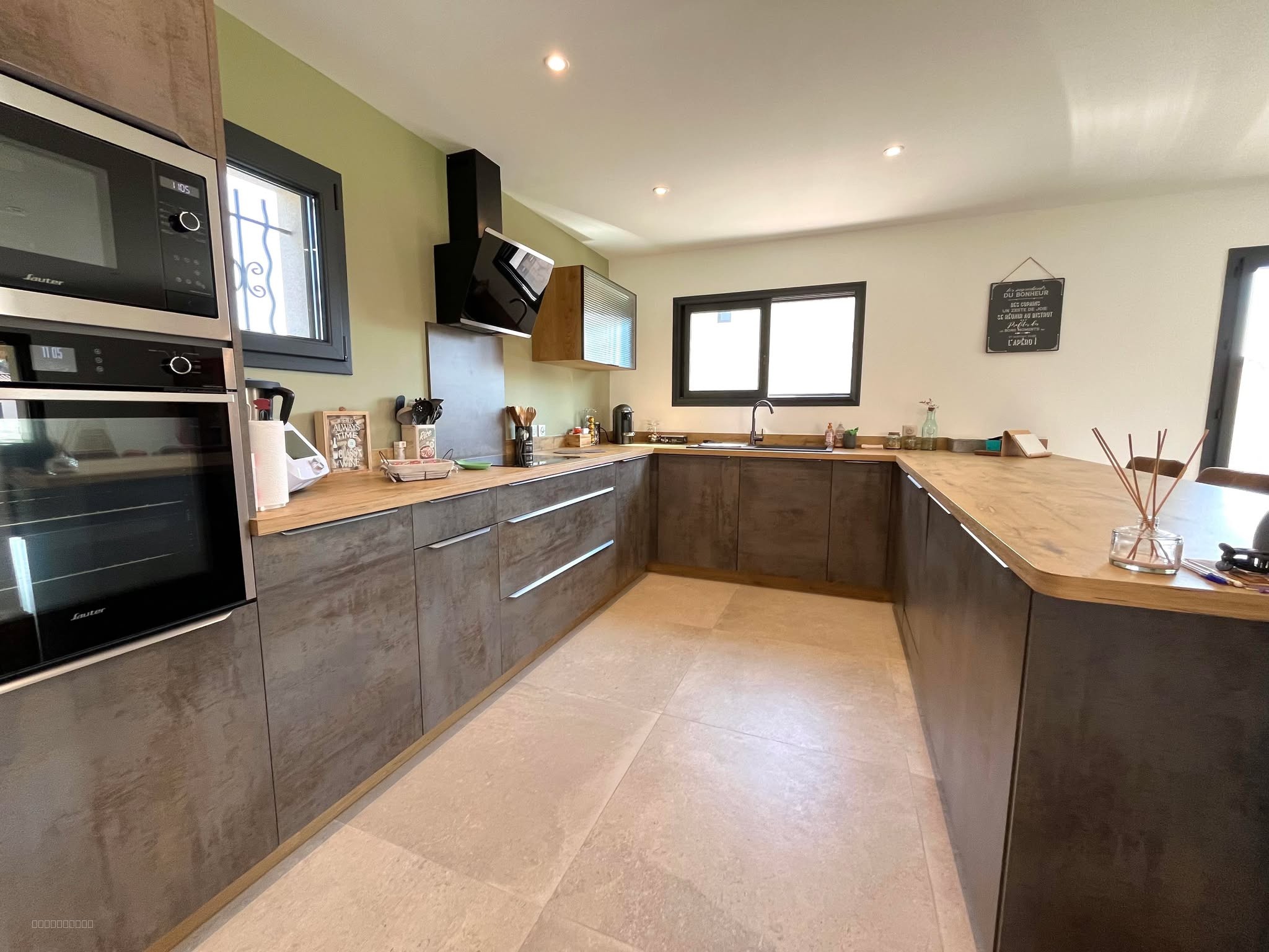Villa à vendre à Arles, 149 m², 4 pièces – photo 2 sur 11