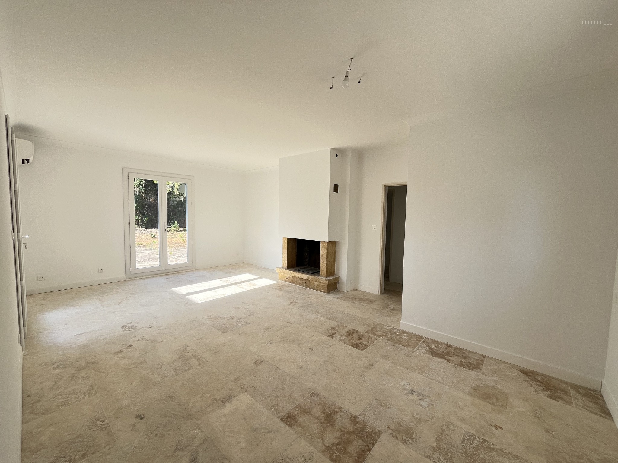Maison à vendre à Arles, 28,52 m², 3 pièces – photo 3 sur 10