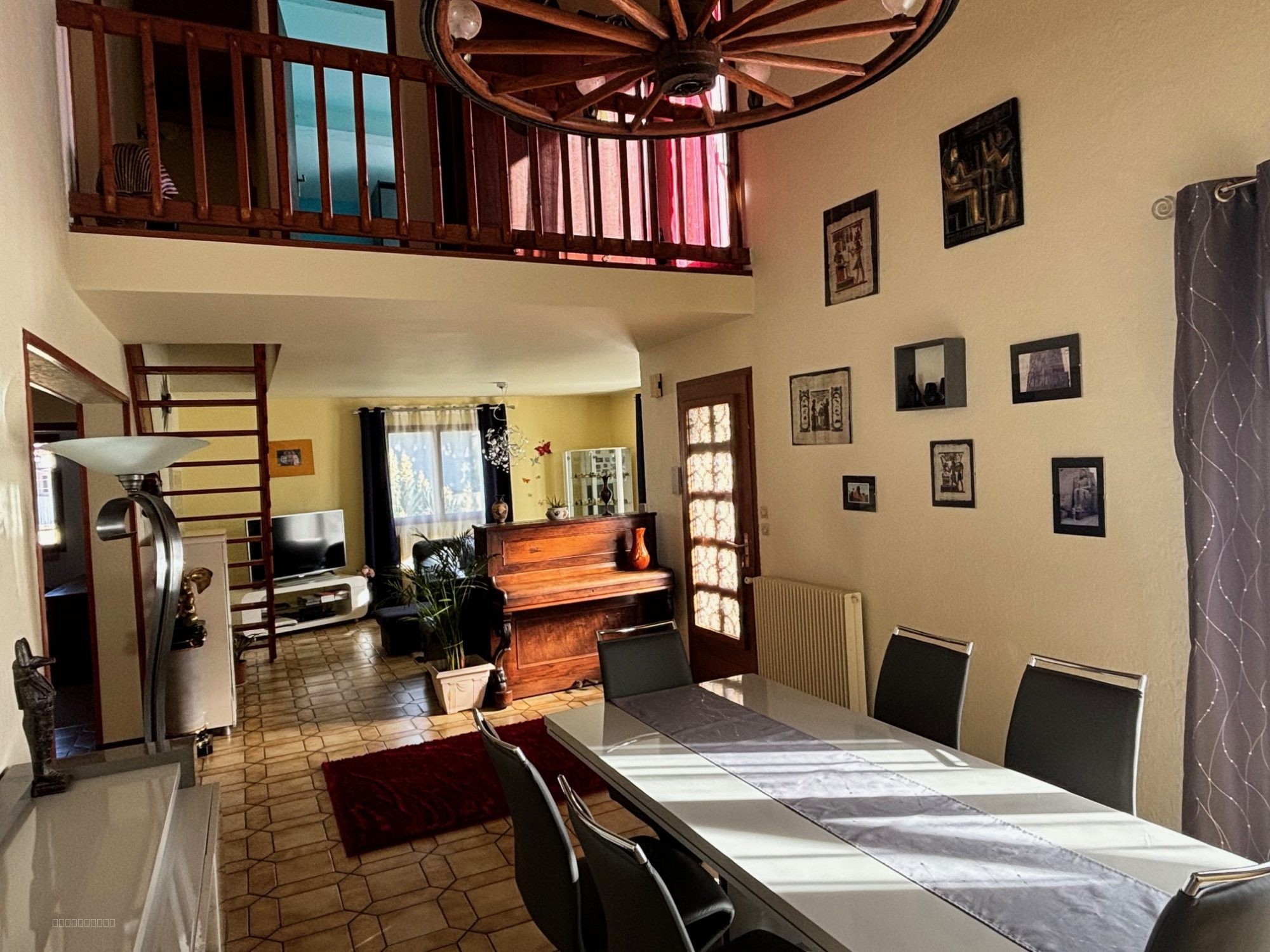 BELLE MAISON AVEC PISCINE — photo 4