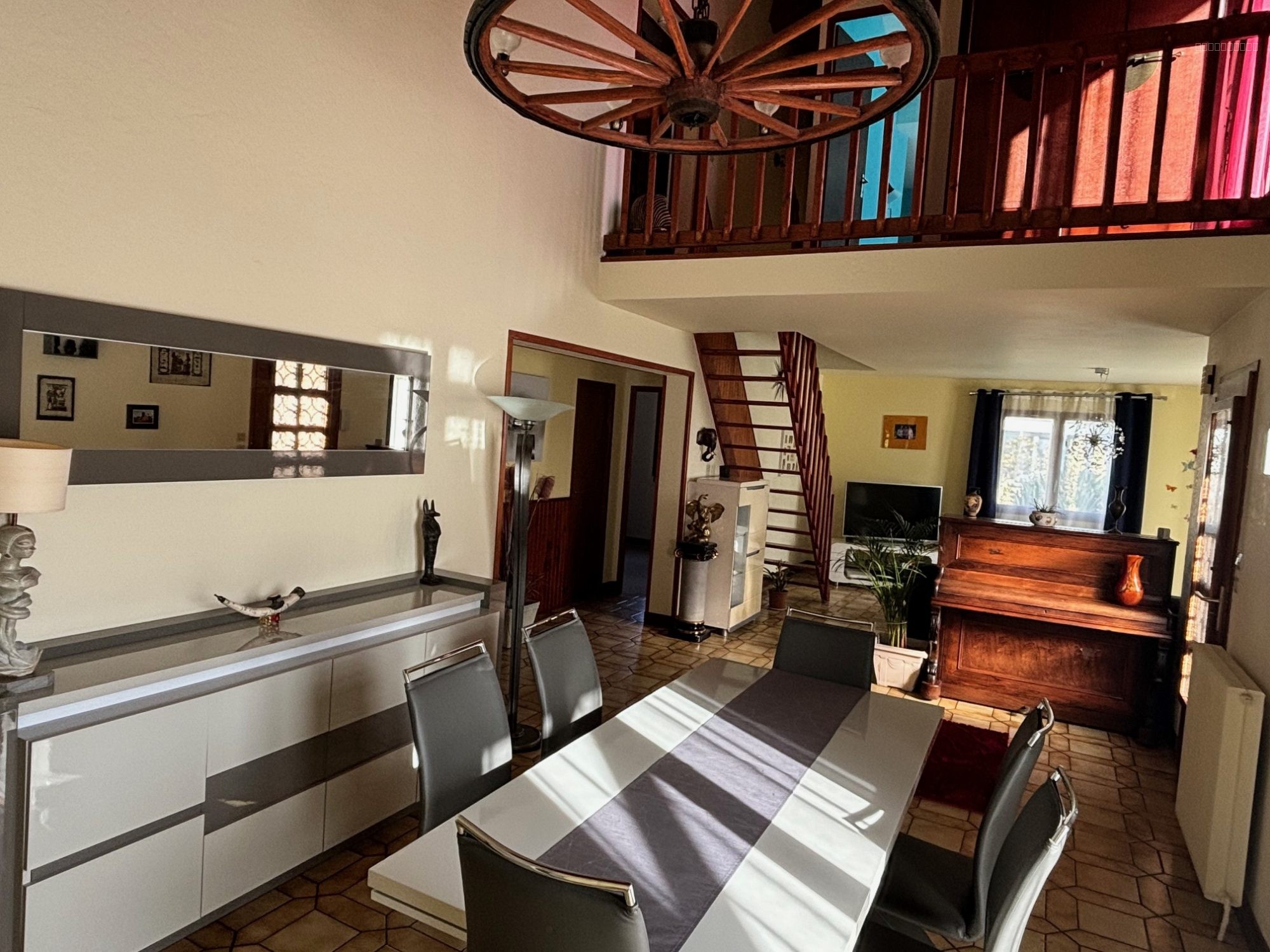 BELLE MAISON AVEC PISCINE — photo 3