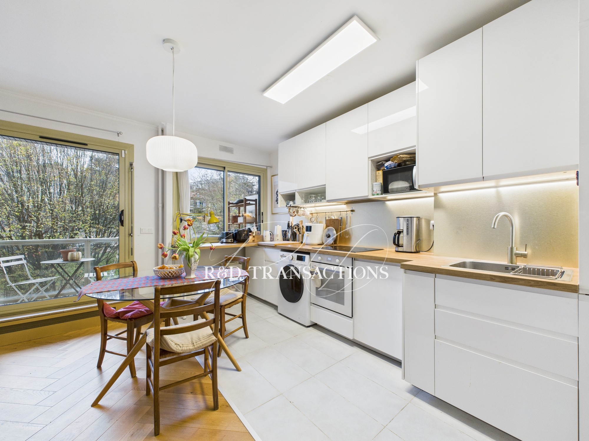 Appartement à vendre à St cloud, 39 m², 1 pièce – photo 2 sur 12