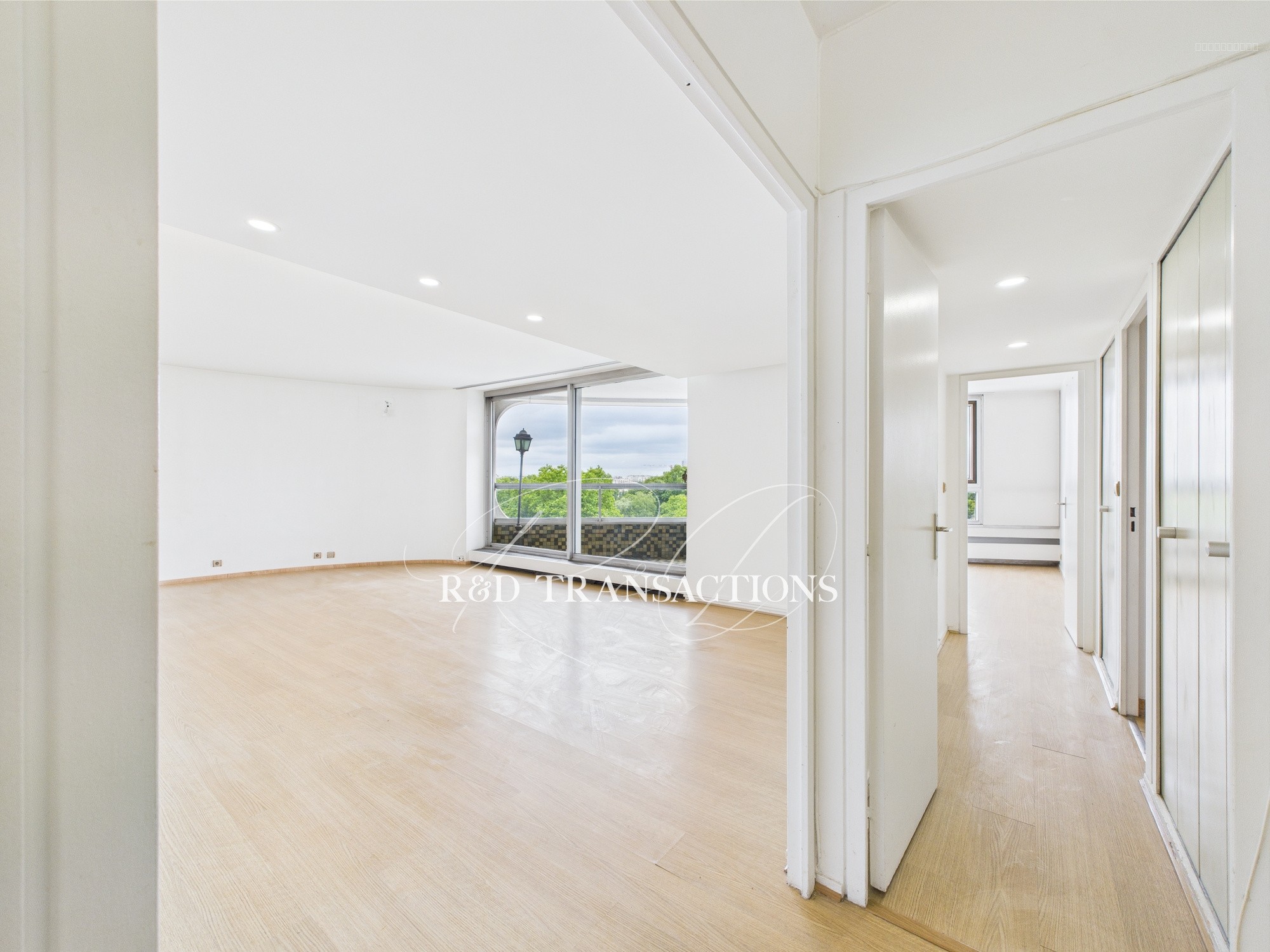Appartement à vendre à Puteaux, 123 m², 4 pièces – photo 1 sur 12