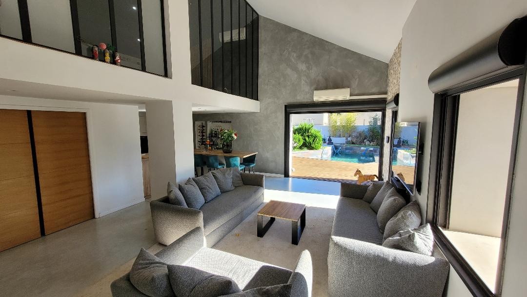 Maison à vendre à Piolenc, 146 m², 6 pièces – photo 1 sur 16