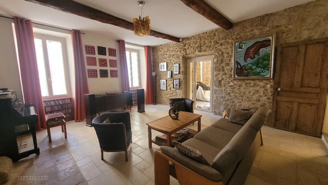 Maison à vendre à Courthezon, 29 m², 6 pièces – photo 2 sur 8