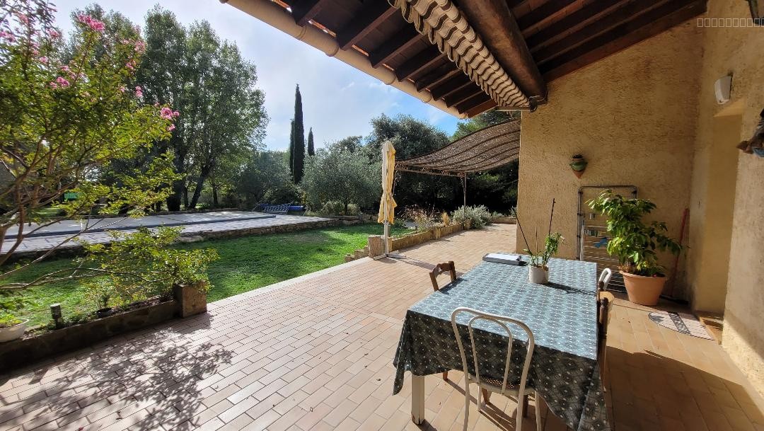 Maison à vendre à Uchaux, 45 m², 6 pièces – photo 3 sur 9