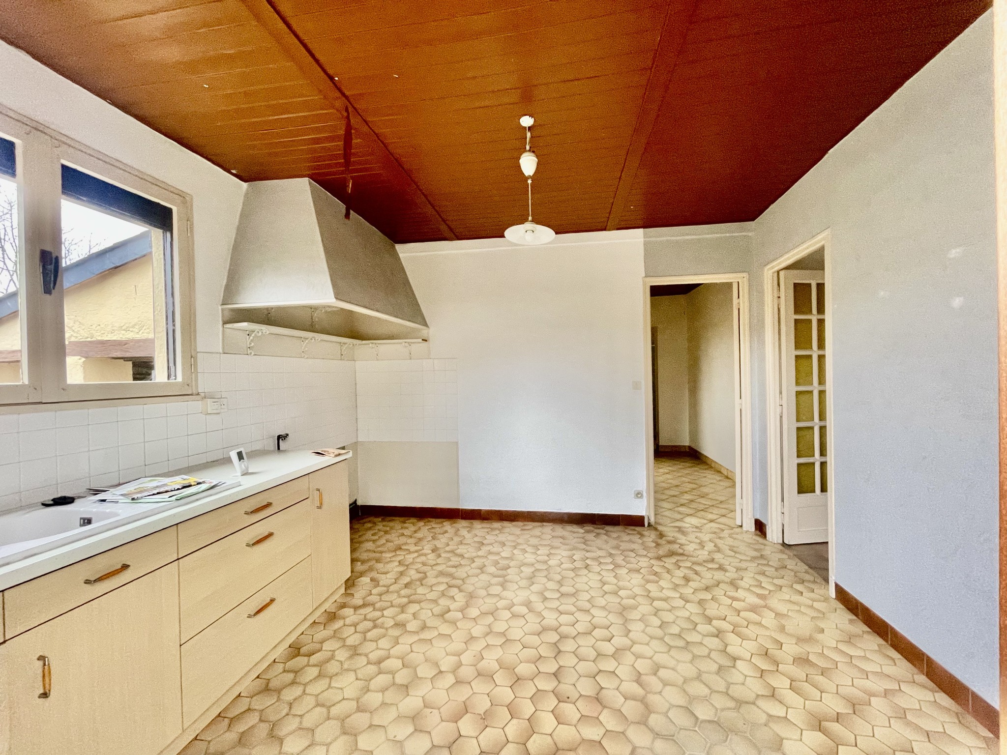 Maison à vendre à Veigne, 57 m², 3 pièces – photo 3 sur 13