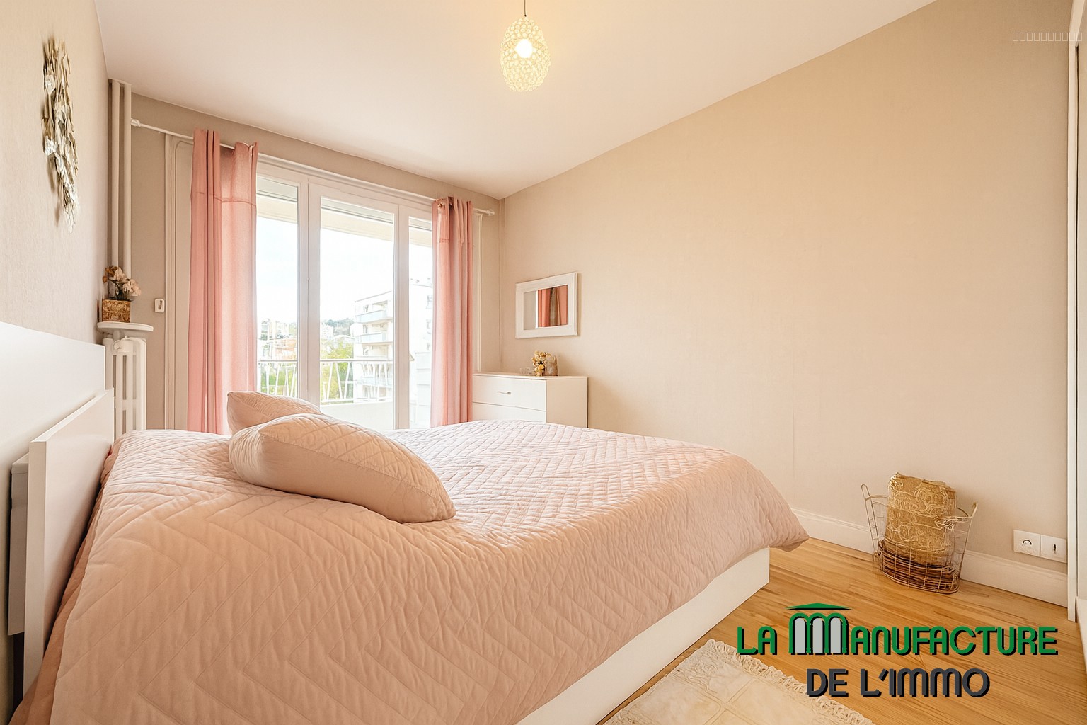 APPARTEMENT 4 PIECES SECTEUR LA TERRASSE AVEC LOCATAIRES EN PLACE — photo 9