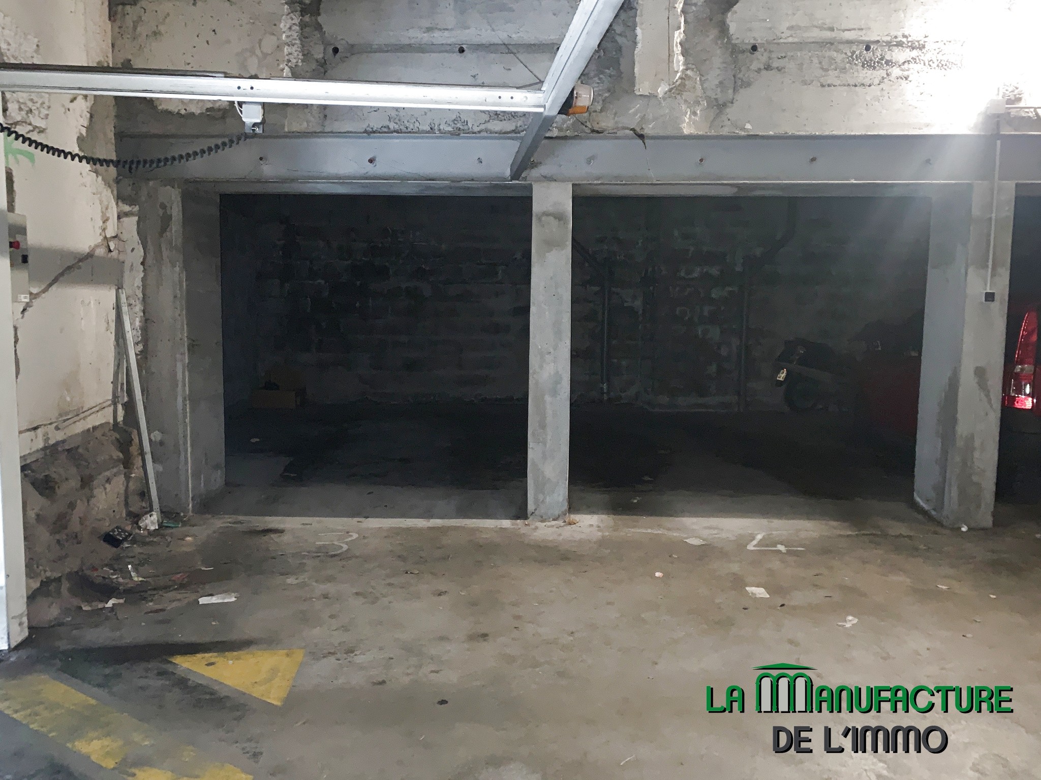 LOT DE 7 EMPLACEMENTS DE PARKINGS LOUES - CENTRE VILLE - SAINT-ETIENNE — photo 5