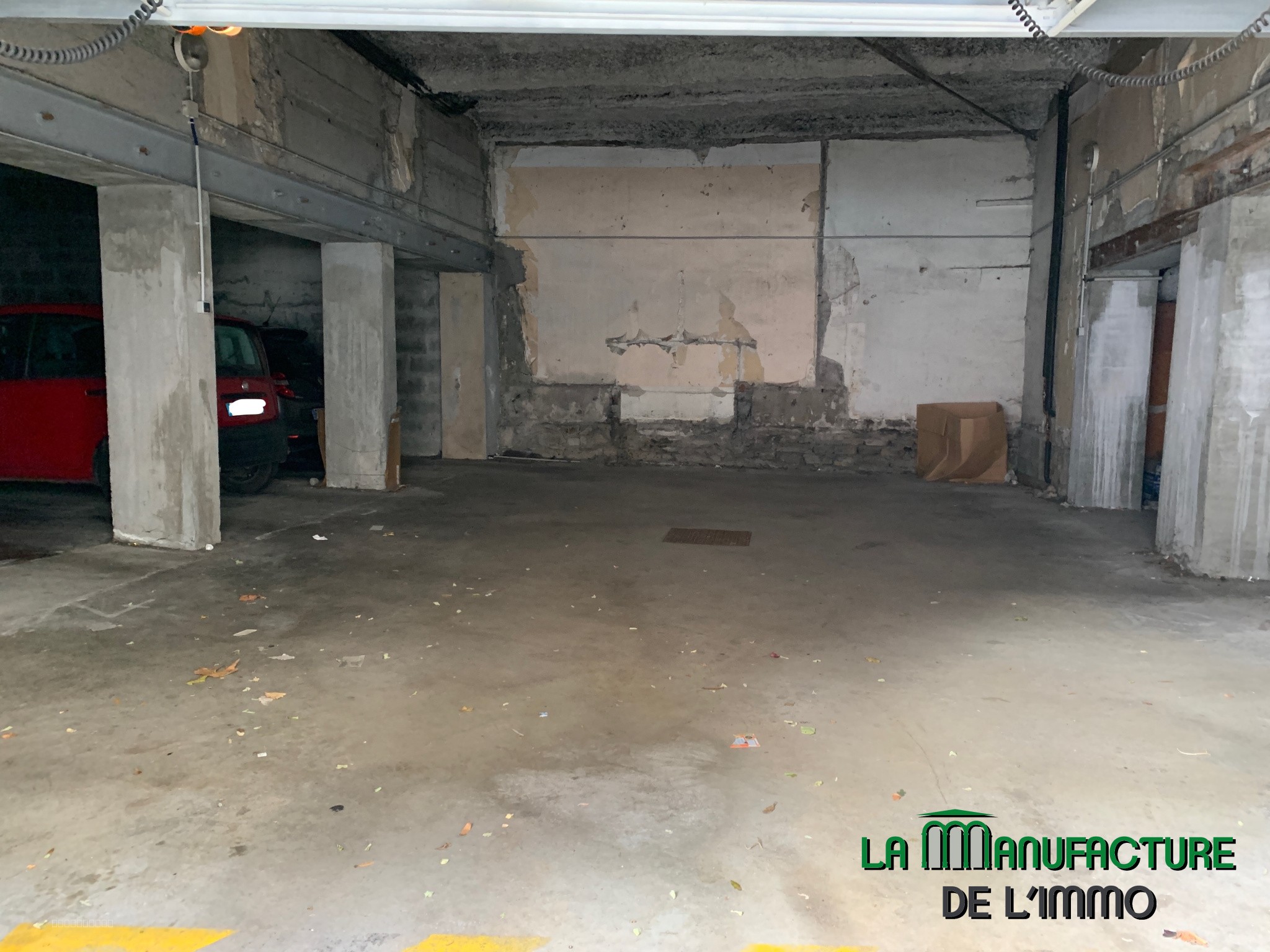 LOT DE 7 EMPLACEMENTS DE PARKINGS LOUES - CENTRE VILLE - SAINT-ETIENNE — photo 4