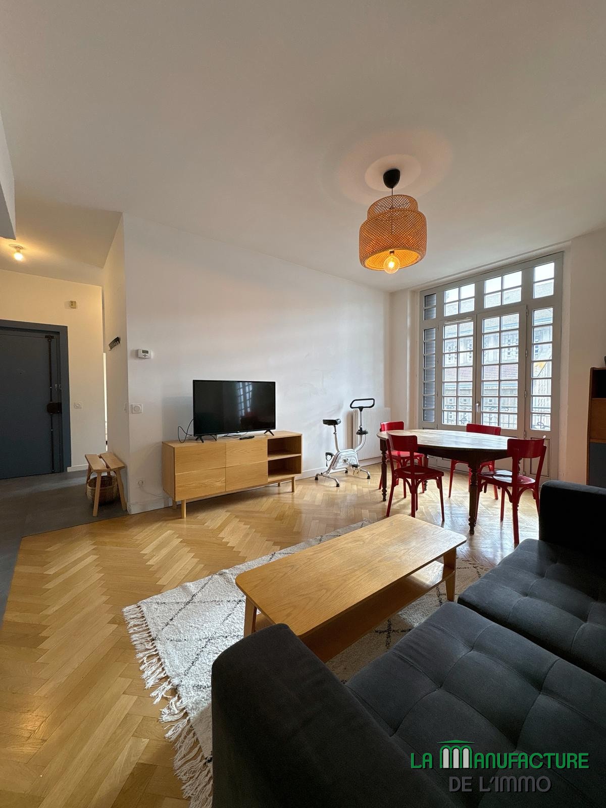 APPARTEMENT F4 MEUBLE - TOUT CONFORT /PROX. CHATEAUCUREUX — photo 4