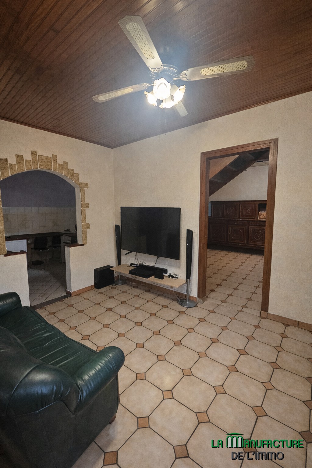 SAINT-ÉTIENNE   MAISON FAMILIALE SUR 3 NIVEAUX AVEC D'EXCELLENTE PERFORMANCE ÉNERGÉTIQUE — photo 6